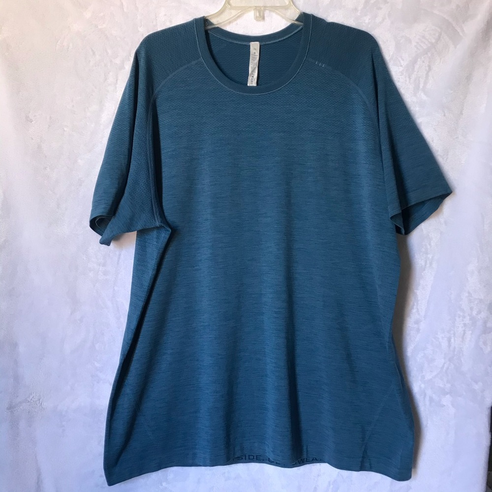 Lululemon Men’s Shirt